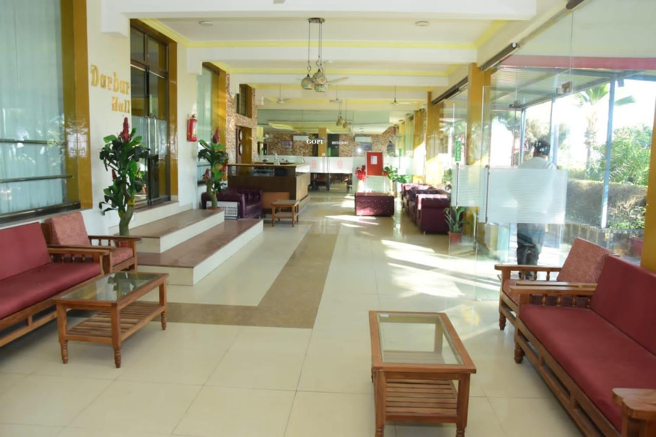 Bhachau Hotel Shiv International מראה חיצוני תמונה